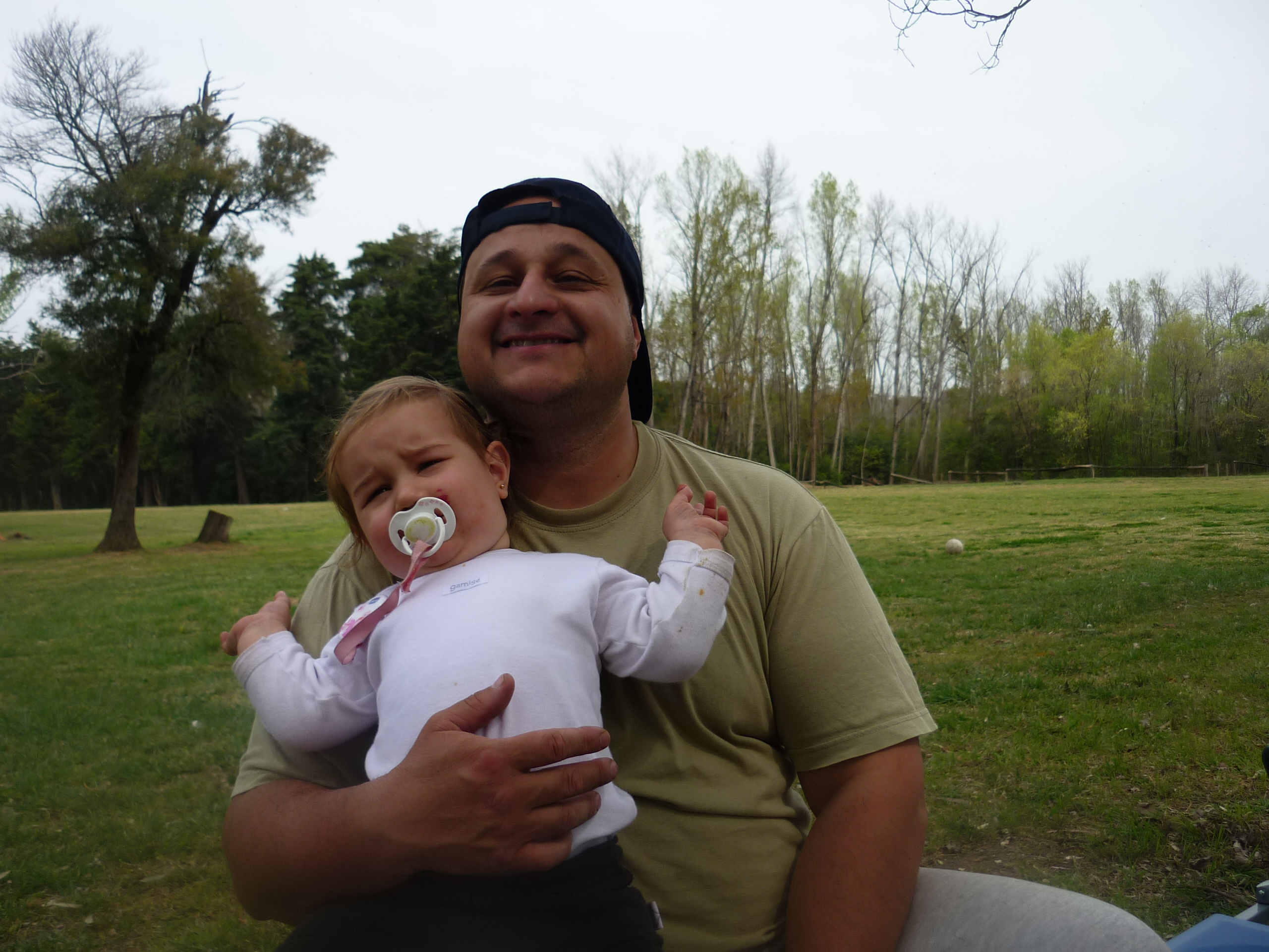 fotos/2011-09-25 - Asado en el parque/P1020287.JPG